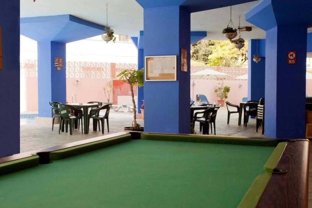 Apartamento En La Carihuela ตอร์เรโมลิโนส ภายนอก รูปภาพ