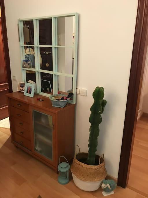 Apartamento En La Carihuela ตอร์เรโมลิโนส ภายนอก รูปภาพ
