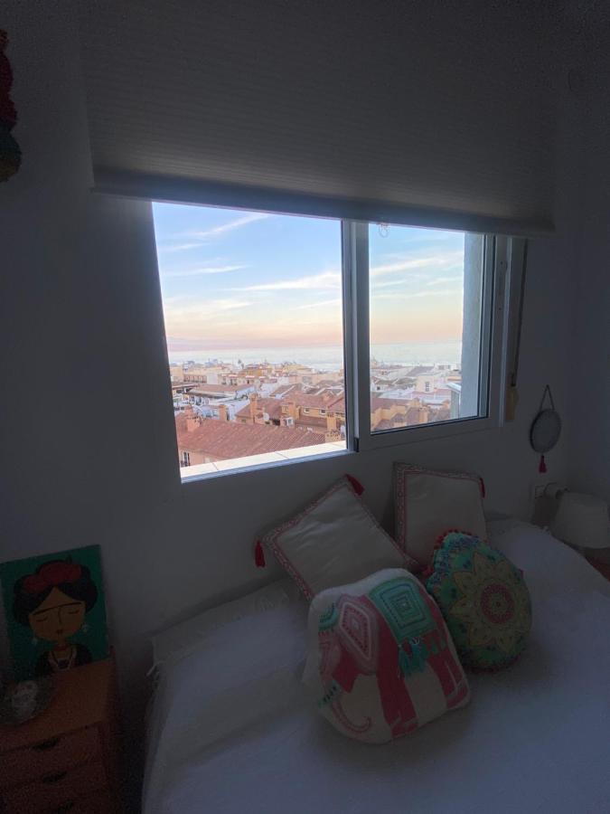 Apartamento En La Carihuela ตอร์เรโมลิโนส ภายนอก รูปภาพ