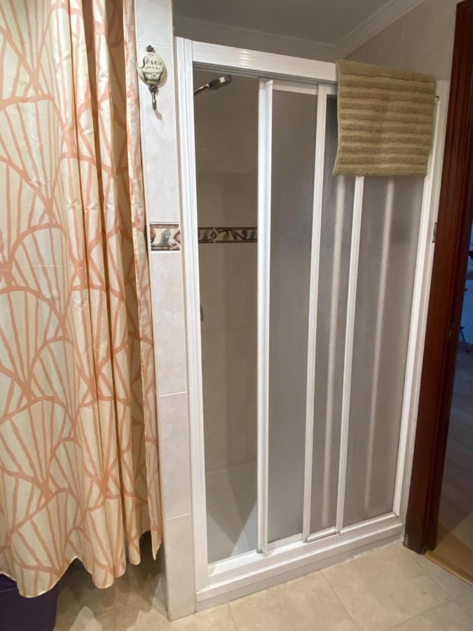 Apartamento En La Carihuela ตอร์เรโมลิโนส ภายนอก รูปภาพ